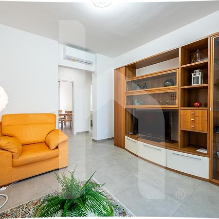Апартаменти Homiday - New House - Pisa Aeroporto - Free Parking Екстер'єр фото